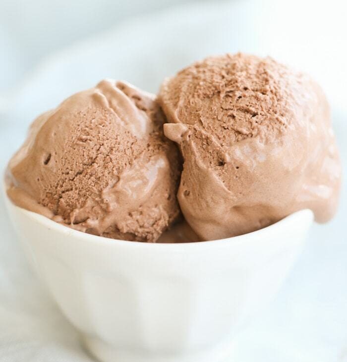 简单3种原料的奶油巧克力冰淇淋配方gydF4y2Ba
