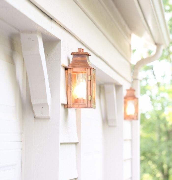 铜灯笼——永恒而美丽的户外照明，随着时间的推移只会看起来更漂亮